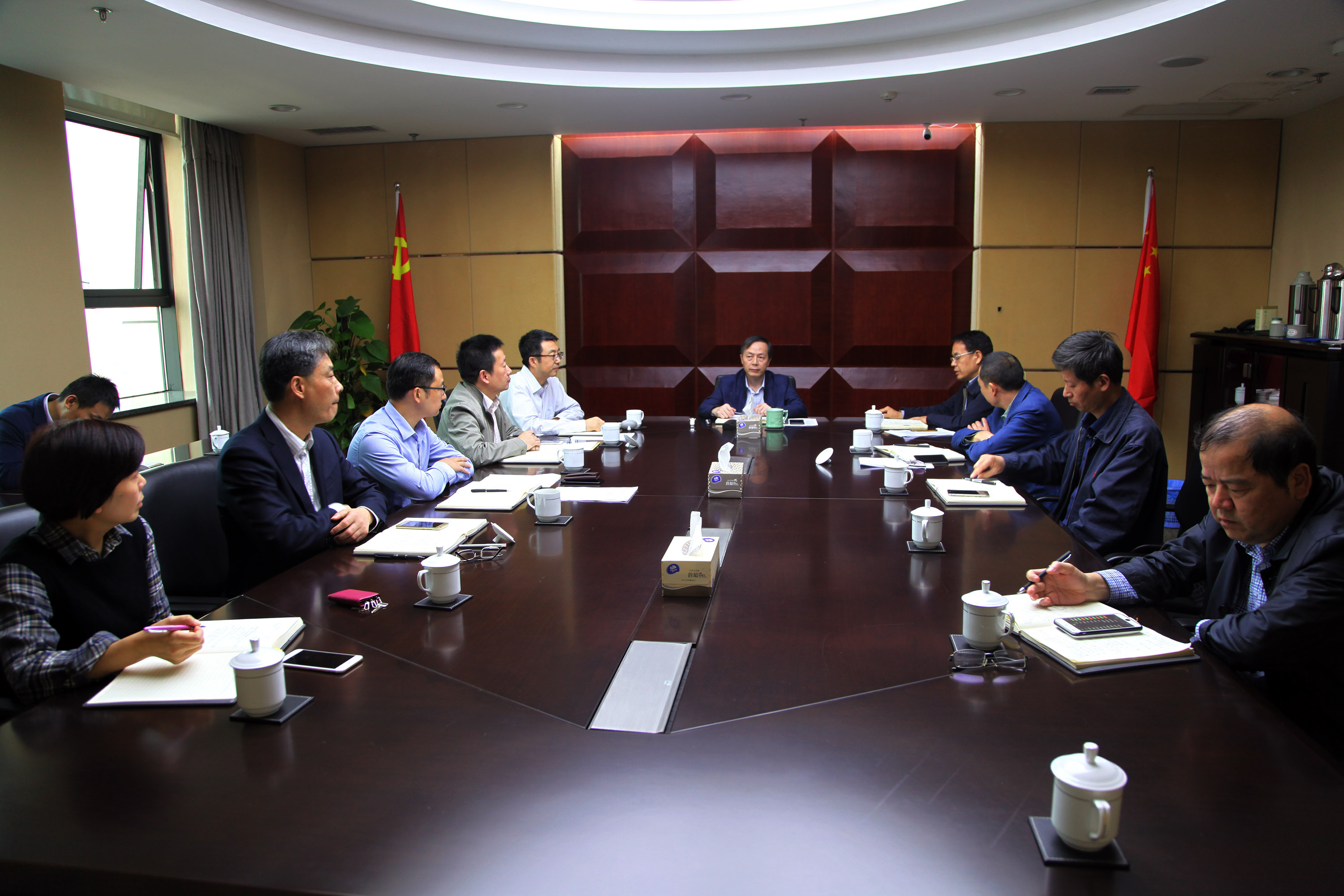 集团召开党委扩大会议   专题传达贯彻党的十九大精神