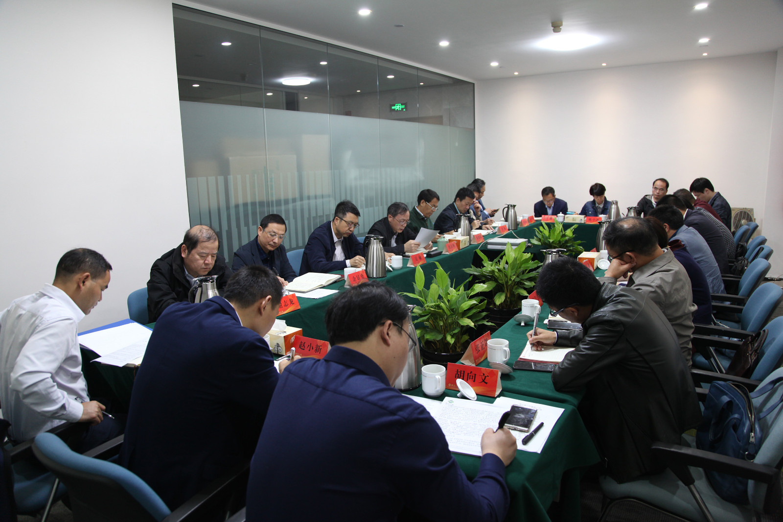 集团公司召开党委（扩大）会议传达学习全省宣传思想工作会议精神