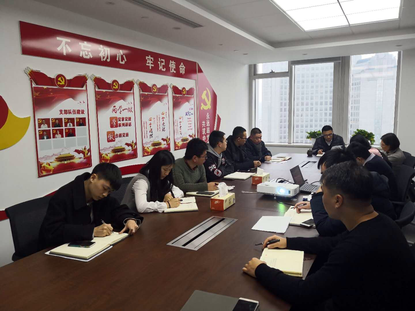 广杰公司党支部开展“改革开放40周年讲话精神” 学习活动