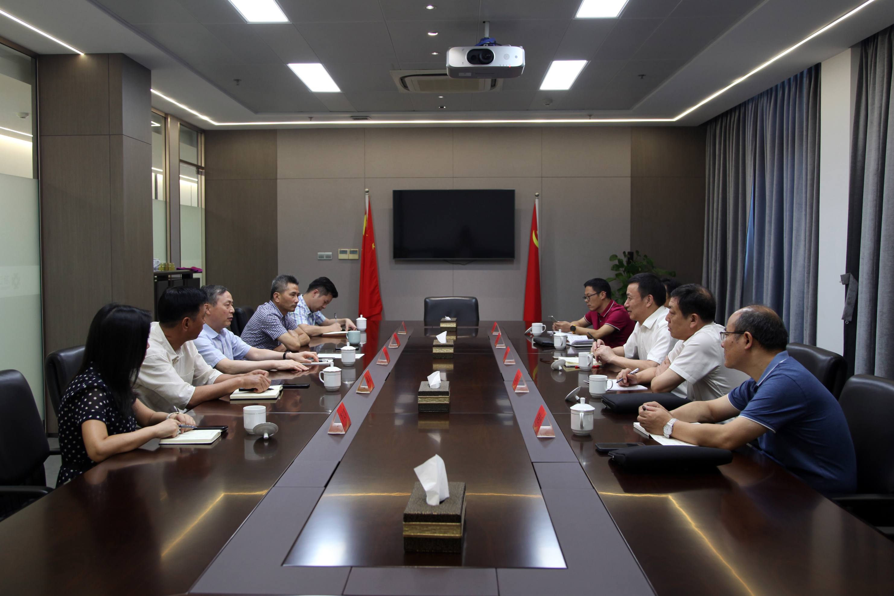 金华市国资委主任扬霄雁赴开云网页版·官方版在线登入调研交流