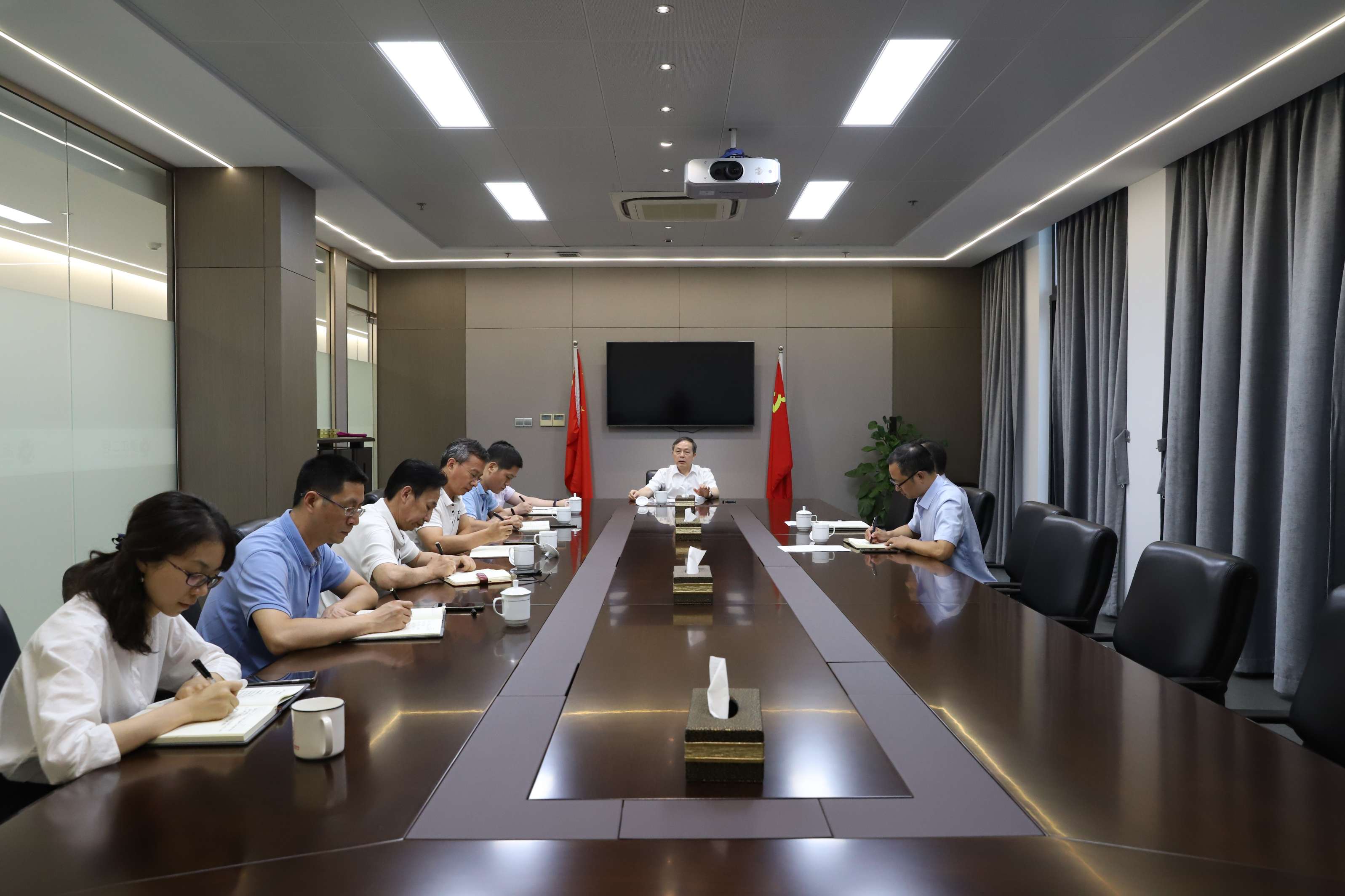 开云网页版·官方版在线登入公司召开瑞特股份拟任董监高赴任前谈话会