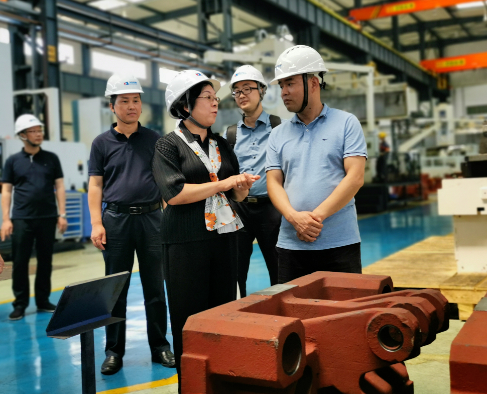 中国塑机协会常务副会长粟东平赴申达公司调研