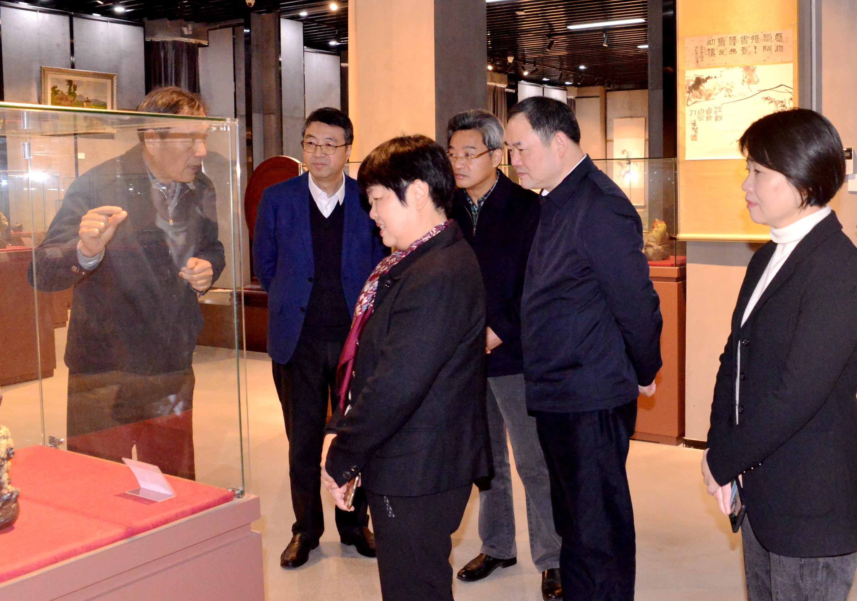 开云网页版·官方版在线登入组织外部董事赴下属企业调研