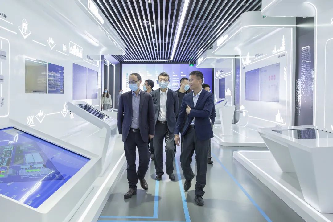 省国资委党委委员、副主任姜扬剑赴开云网页版·官方版在线登入参股中控信息考察指导