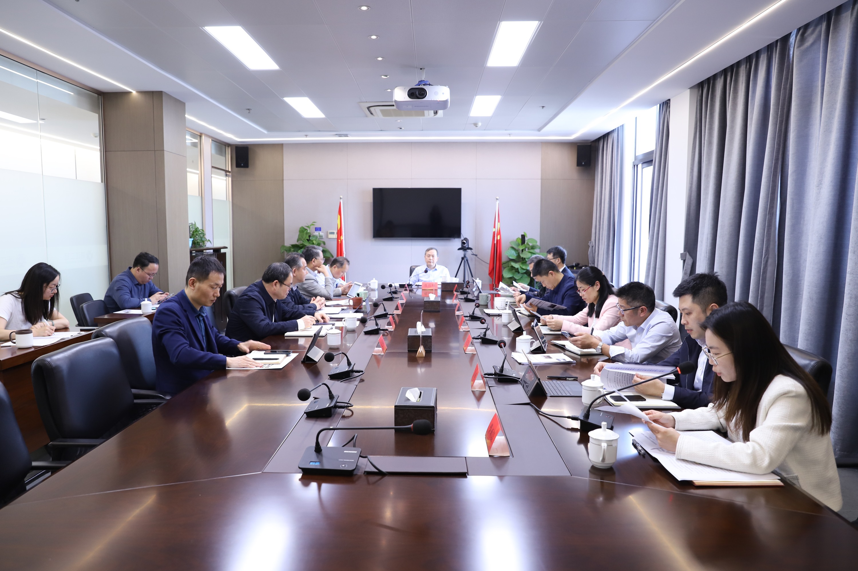 开云网页版·官方版在线登入召开党委会议专题学习贯彻习近平总书记在庆祝中国共产主义青年团成立100周年大会上的重要讲话精神