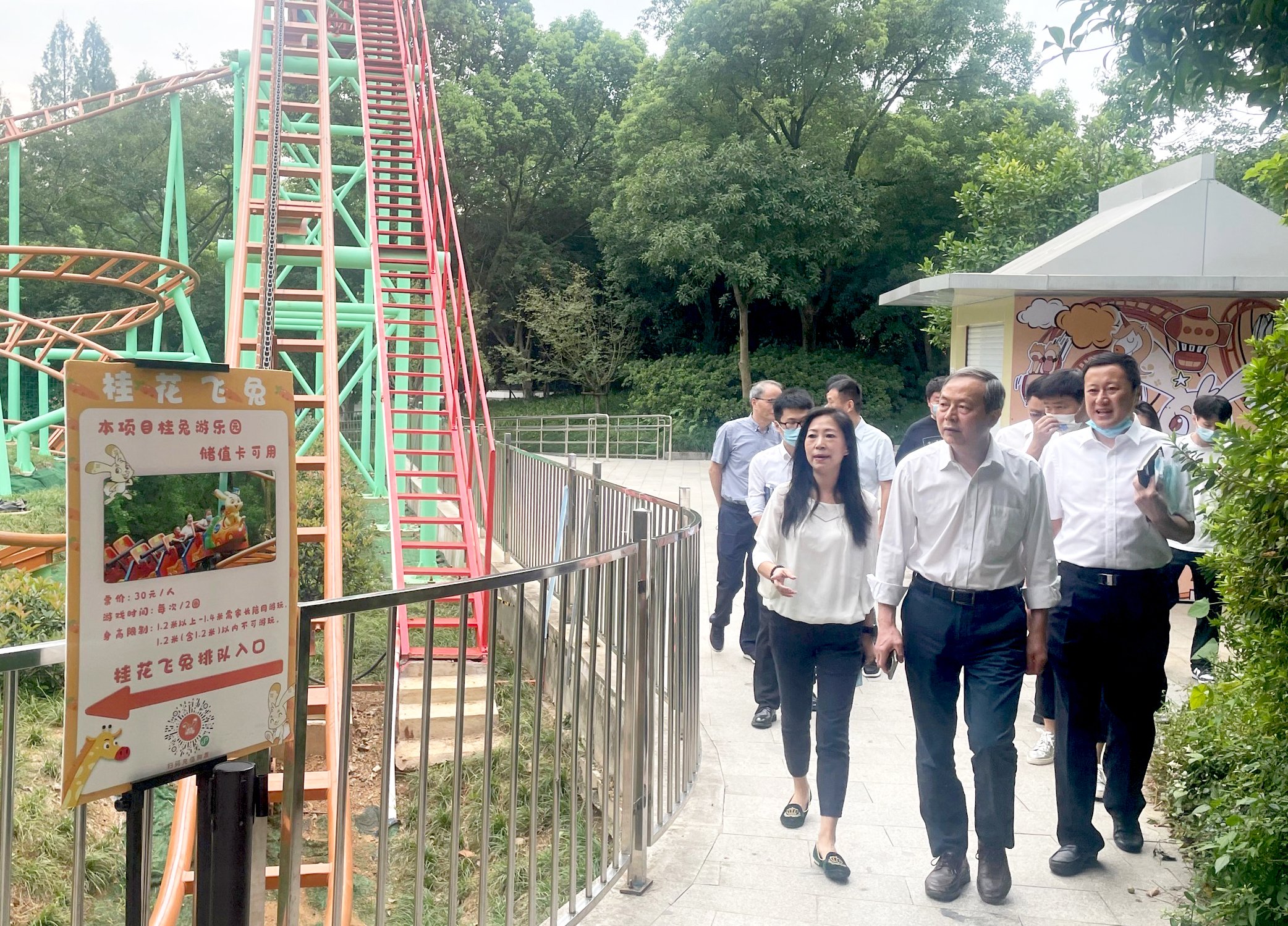 虞岳明赴艺创文旅公司开展国庆节前安全生产和疫情防控检查