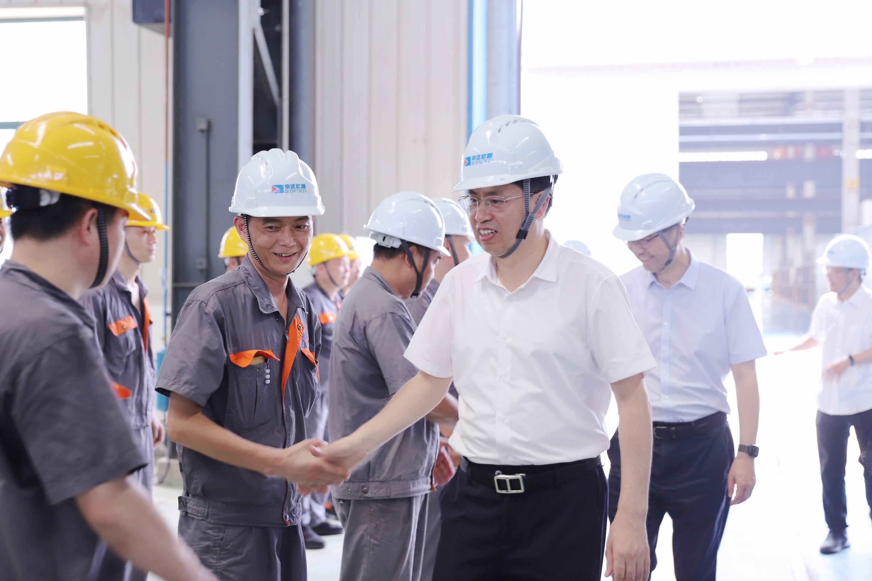 集团公司党委书记、董事长杨胜杰一行赴申达机器公司开展主题教育调研 传达贯彻省委十五届三次全会精神