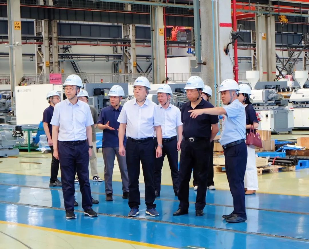 省委主题教育第十八巡回指导组到开云网页版·官方版在线登入申达机器公司开展主题教育专题调研