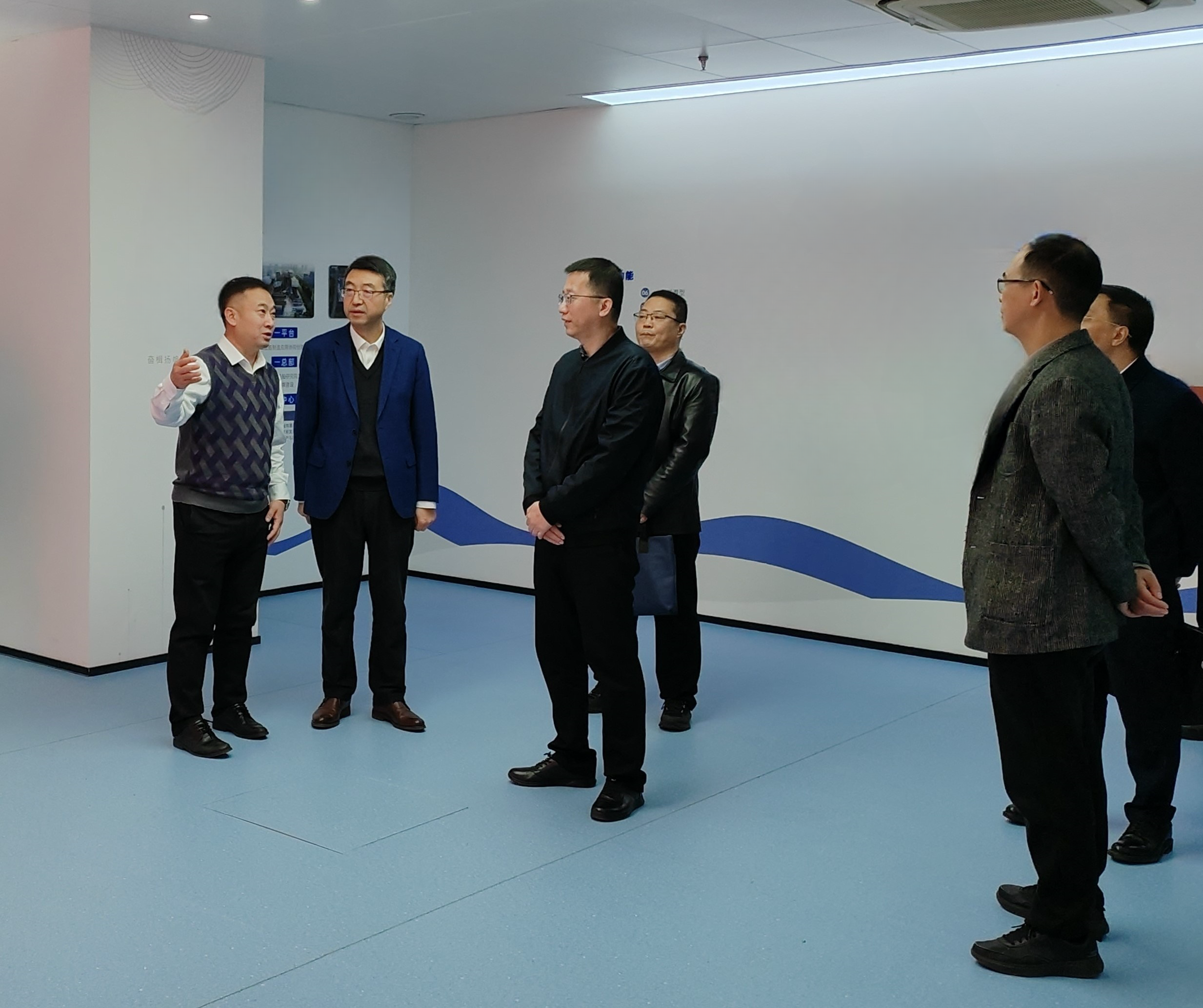 省国资委党委委员、副主任陈孝在开云网页版·官方版在线登入开展“大走访大调研大服务大解题”活动