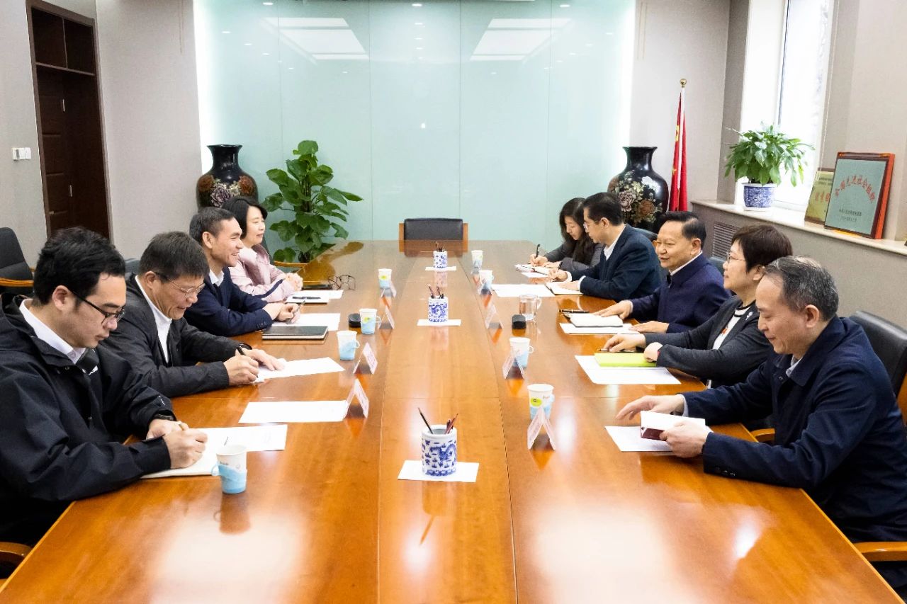 孙哲君带队走访中国轻工业联合会、中华全国手工业合作总社