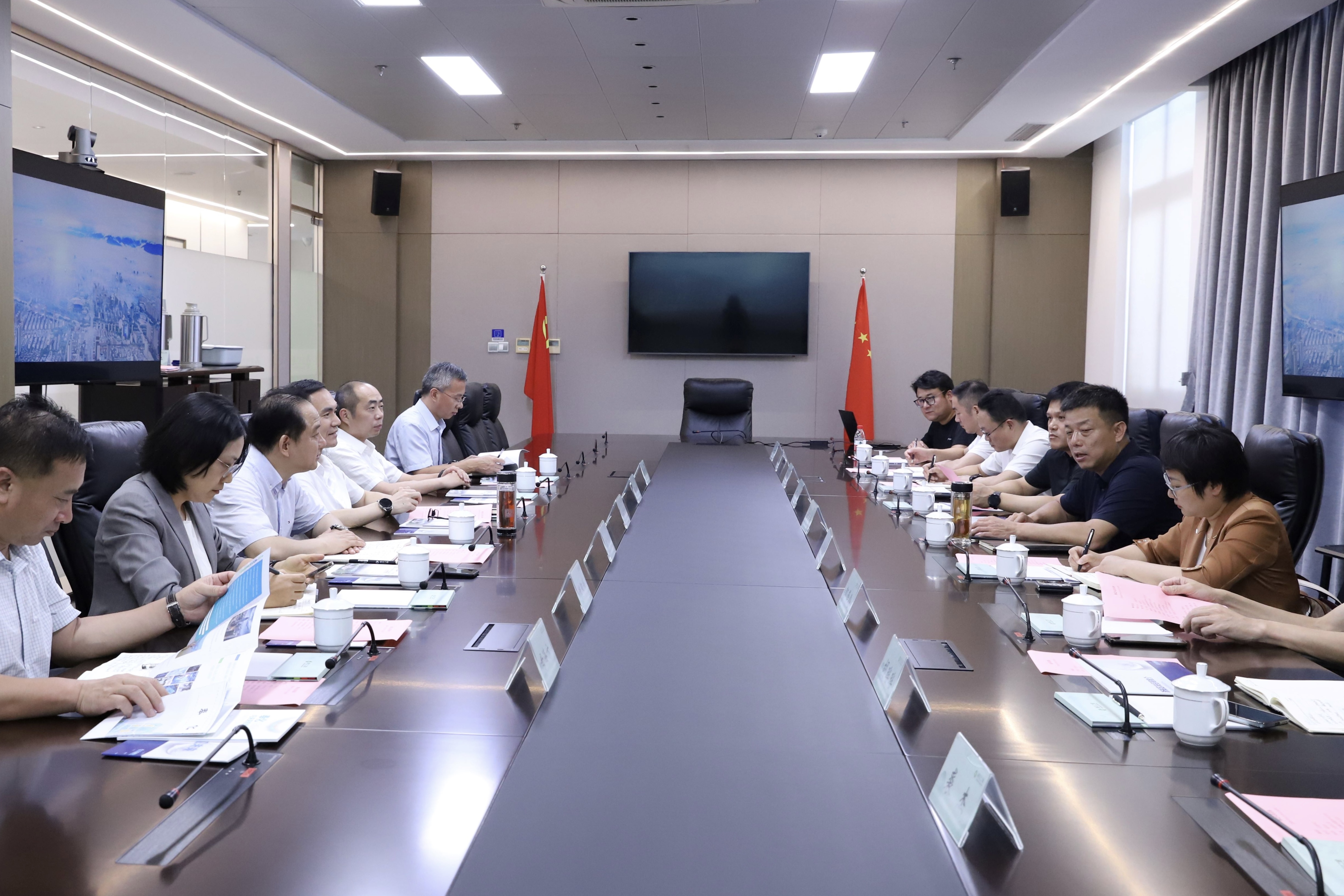 宁波市奉化区委书记胡永光一行到访开云网页版·官方版在线登入