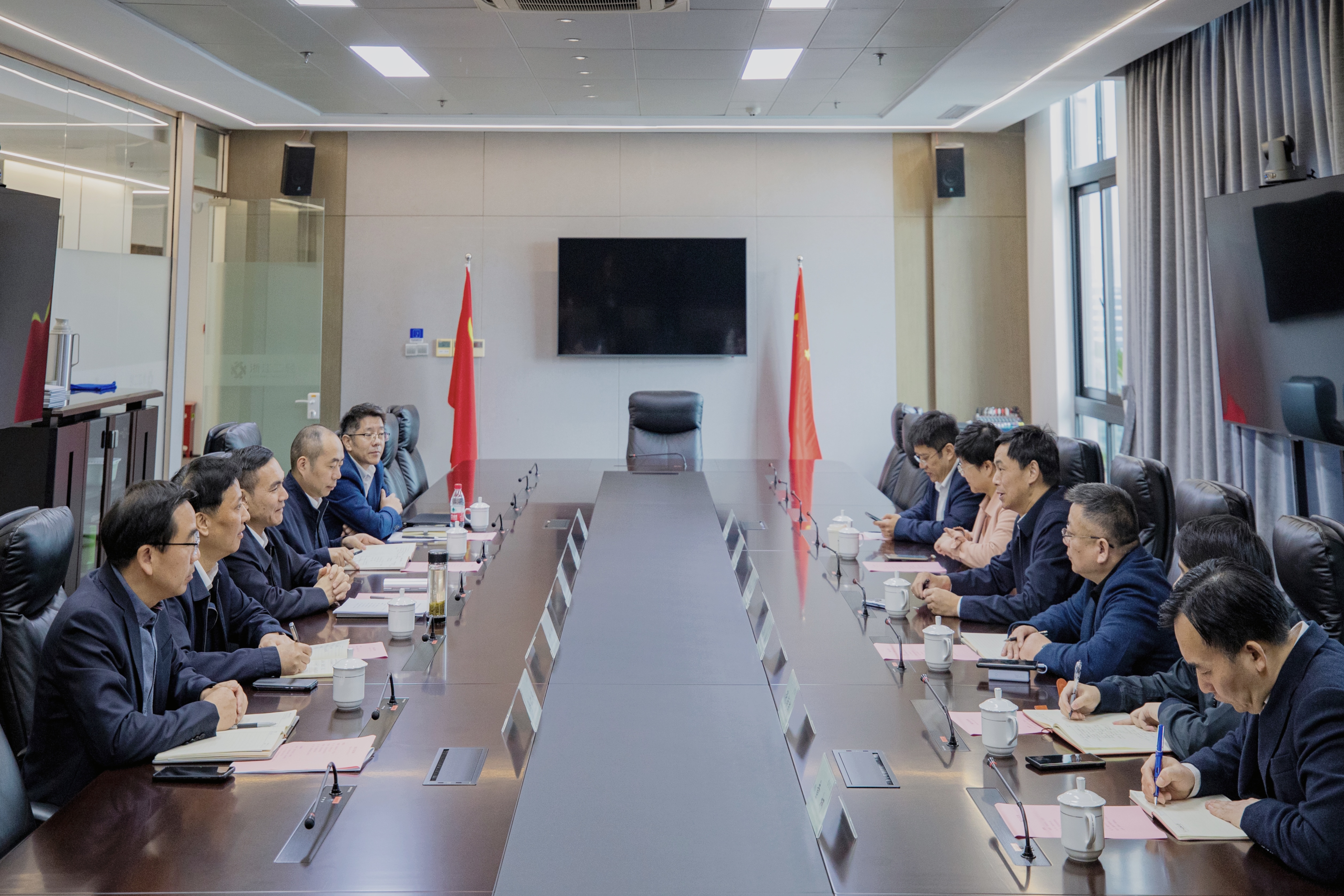 拱墅区政府敖煜新一行到访开云网页版·官方版在线登入